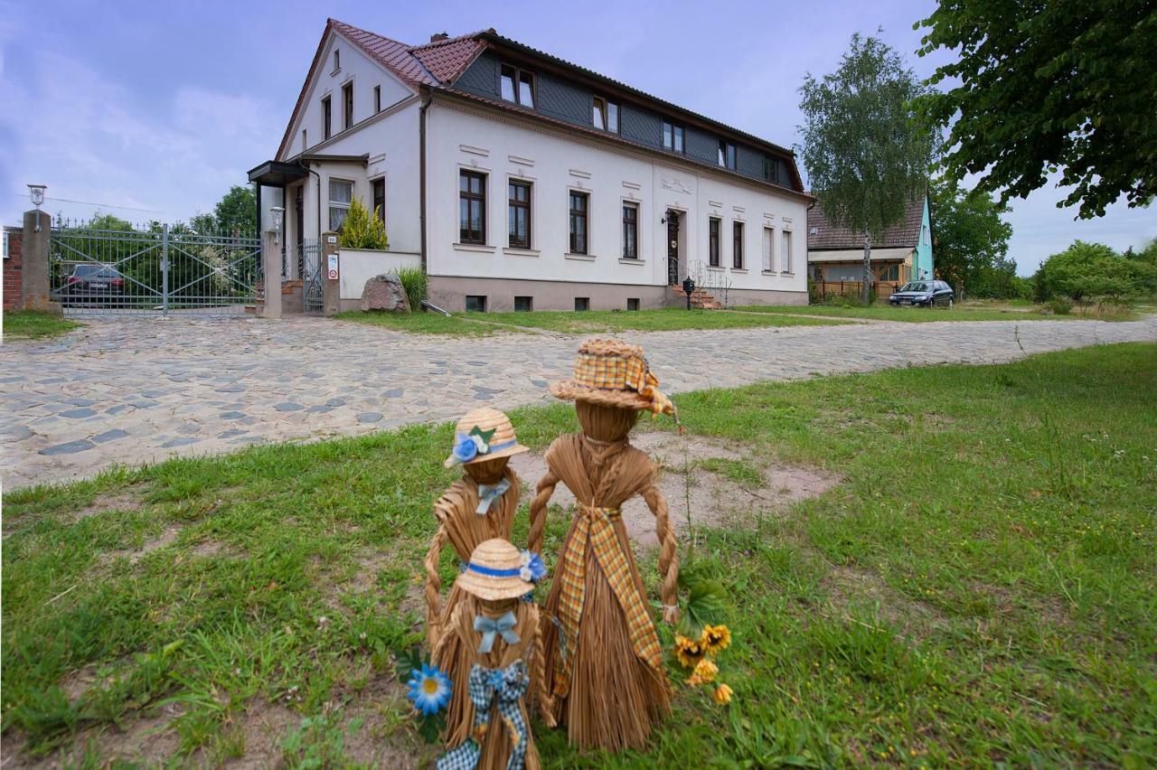 Pension Kuhn Klietz Exterior photo